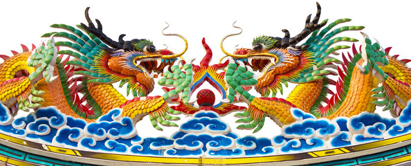 Dragon on the roof. Two dragon statues face each other on the roof.