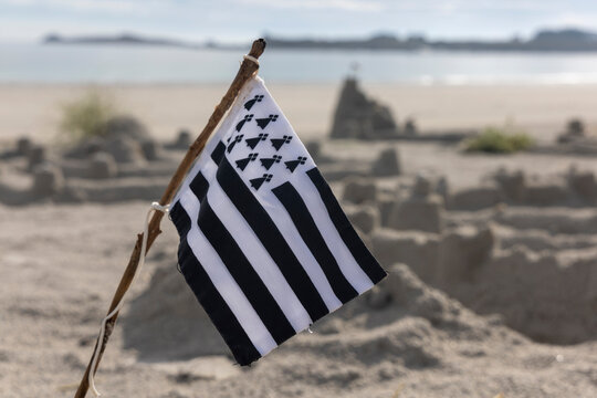 drapeau breton, symbole de la bretagne