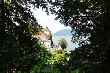 Obraz premium A cathedral in Traunkirchen, Salzkammergut, Austria