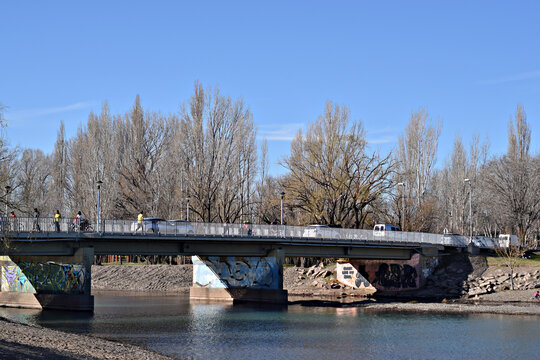 puente rio pase cruzar agua