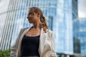 Fototapeta premium Beautiful businesswoman outdoor