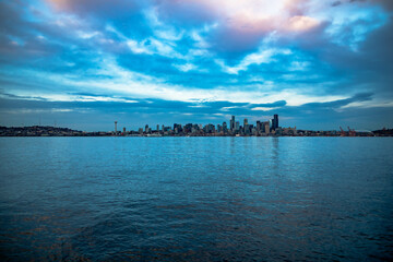 Fototapeta premium seattle skyline from alki beach