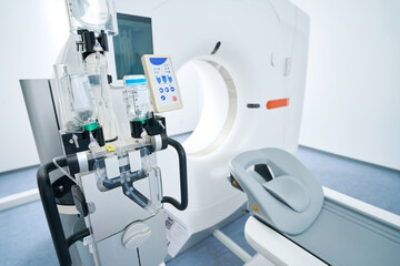 Complex for computer magnetic resonance diagnostics in clinic