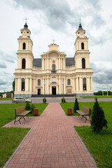 Fototapeta na wymiar Catholic church in the village of Budslav