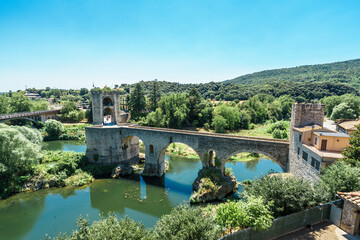 Calles de Besalu en Cataluña