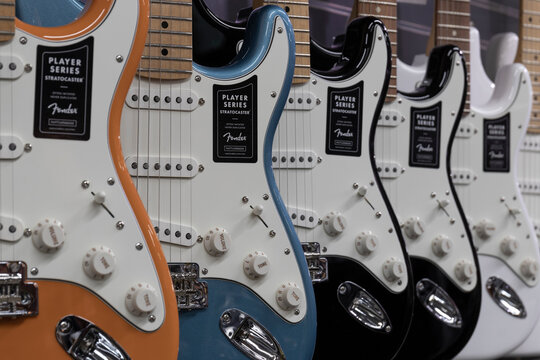 Fender stratocaster : 1 977 images, photos de stock, objets 3D et images  vectorielles