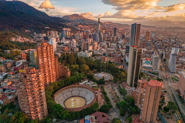 Paisaje urbano de la ciudad de Bogotá, Colombia, ubicada en sur américa