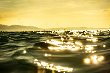 Bodensee, Sommerstimmungen mit Wellen und Sonnenreflexen