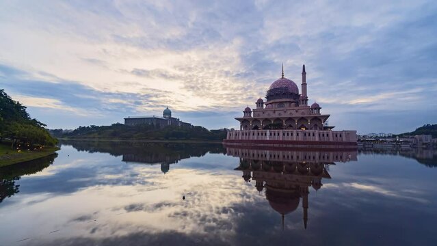 Time-lapse 4k UHD footage of Mosque and Prime Minister Office at Putrajaya during sunrise