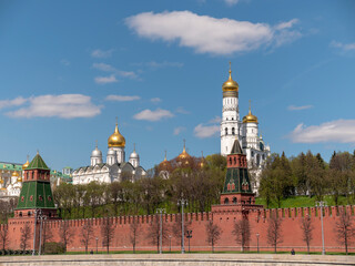 Fototapeta na wymiar Moscow Kremlin embankment view of the Great Kremlin Palace