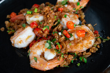 Salt-roasted shrimp