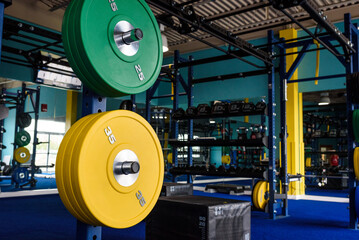 Green and yellow weights in Gym