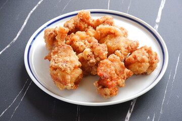 若鶏の唐揚げ