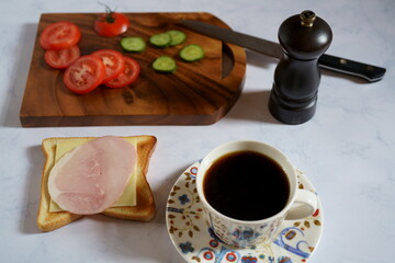 パンの簡単でヘルシーな朝食