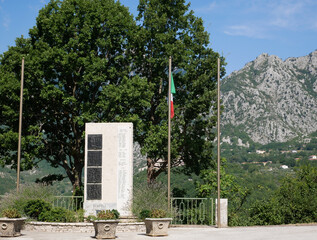 Scapoli - Isernia - Molise - Monument to the fallen