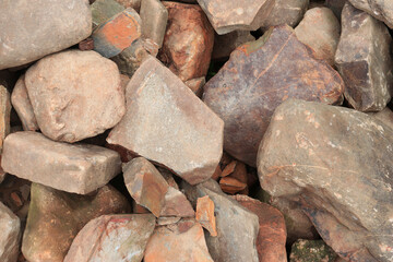 Obstacles of sedimentary rock of various sizes