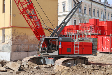 Large crane machinery at the construction site