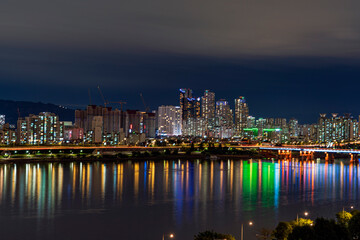 Obraz premium View of night cross the Hangang (river)- Seoul, Korea