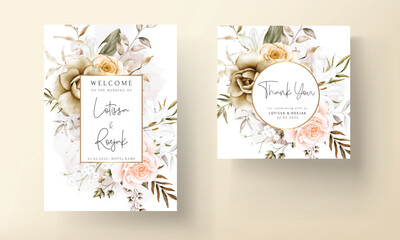 Obraz na płótnie Canvas Beautiful hand drawn flower wedding invitation card set