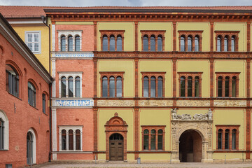 Fototapeta na wymiar In the courtyard of the district court of Wismar in the center of the old town