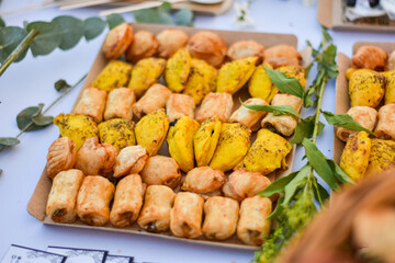 decoracion mesa saladitos y merienda