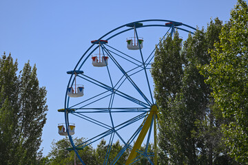 wheel, park, ferris, fun, sky, ferris wheel, amusement, ride, carnival, fair, blue, entertainment,...