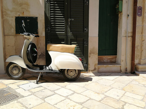 Vespa, Puglia