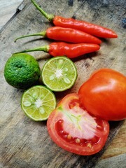 the ingredients in the kitchen to make the sauce