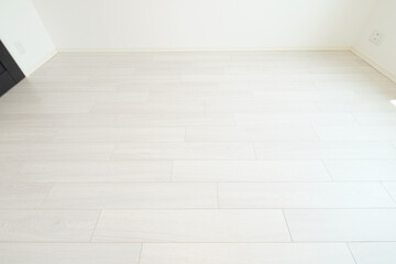 家具のない空っぽの部屋