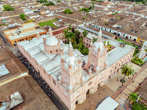 Bas&iacute;lica Menor del Se&ntilde;or de Lo Milagros