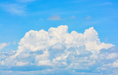 Naklejka na ściany i meble Cloud in the blue sky.