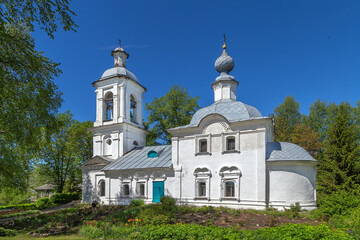 Fototapeta na wymiar Church of the Epiphany in Belozersk, Russia