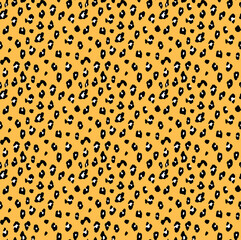 Seamless leopard pattern, animal print.