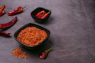 Red dry pepper powder and slices