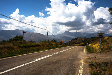 road to the mountains