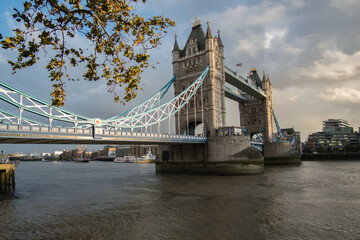 Fototapeta na wymiar Tower bridge 