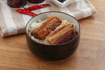 Roasred eel with steamed rice