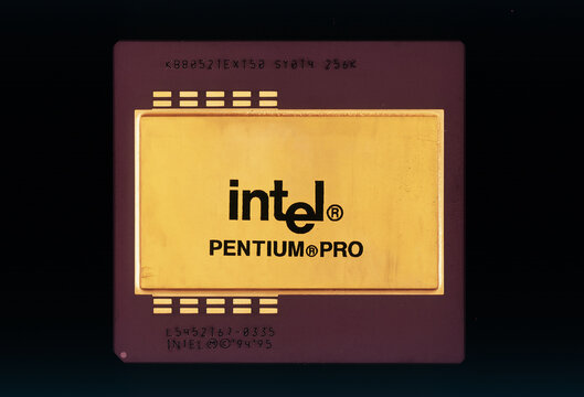 Obsolete and well-used chip Intel Pentium Pro microprocessor