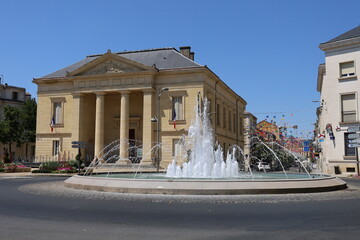 La place du palais, place du palais de justice, ville Bergerac, département de la Dordogne, France