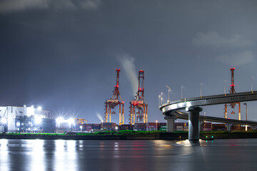 四日市市いなばポートラインの夜景