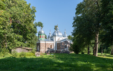 Naklejka premium church in the park