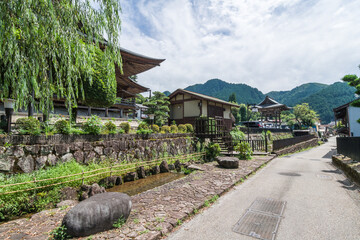 郡上八幡の水路　安養寺付近