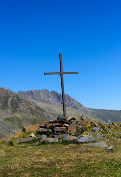 La Croix de Cassini (from le col de Sarenne) against blue sky, Isere, France