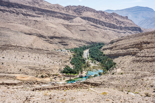 Scenic view of Wadi Bani Khalid with the main pool, Sultanate of Oman, Middle East, Arabian Peninsula