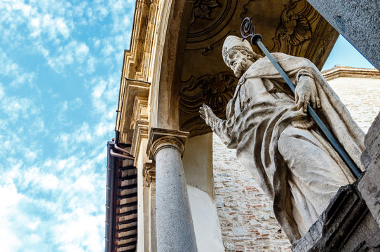 Statue of Saint Ubaldo XVIII in historic centre of Gubbio, Umbria, Italy, Europe