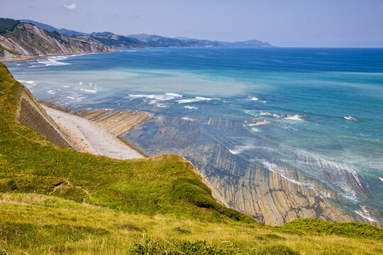 the coast of zumaia with the geologically unique flysch stratification