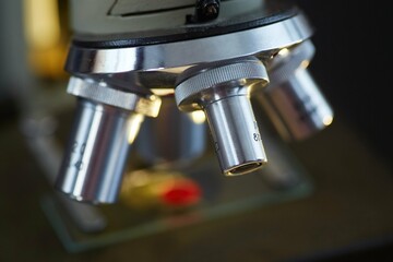 Microscope for laboratory and laboratory research in the field of medicine, science or chemistry.