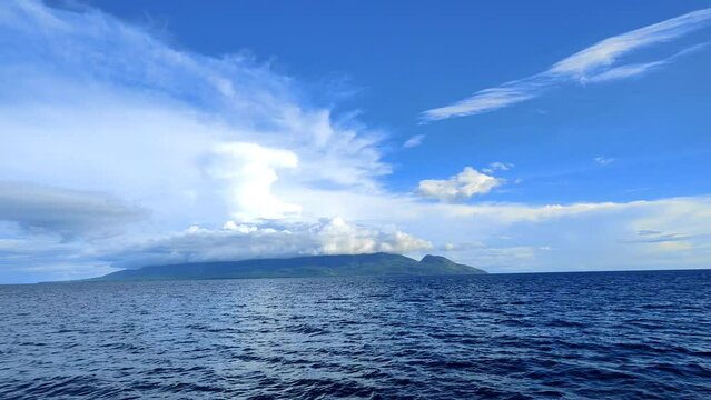 Arriving at the island of Camiguin, by boat. The island with more volcanoes per square meter. Philippines