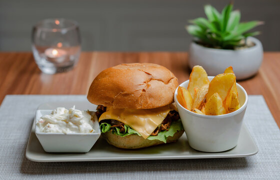 Cheesy Pulled Pork Burger With Chips And Cabbage Salad, Hotel Background