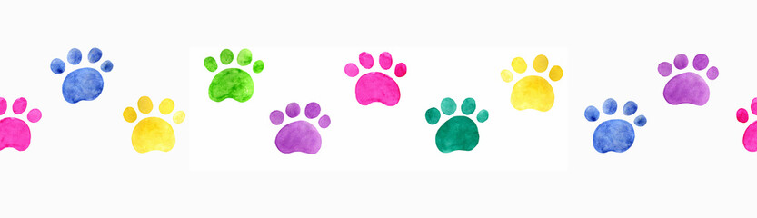 Seamless border with animal's footsteps, different colors on white background, watercolor illustration 